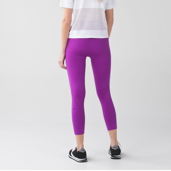 LULULEMON Zone In Crop Compression Leggings Tender Violet Size 4 - Picture 11 of 12